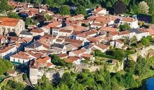 渠县回乡建别墅为什么一定要选专业乡墅公司